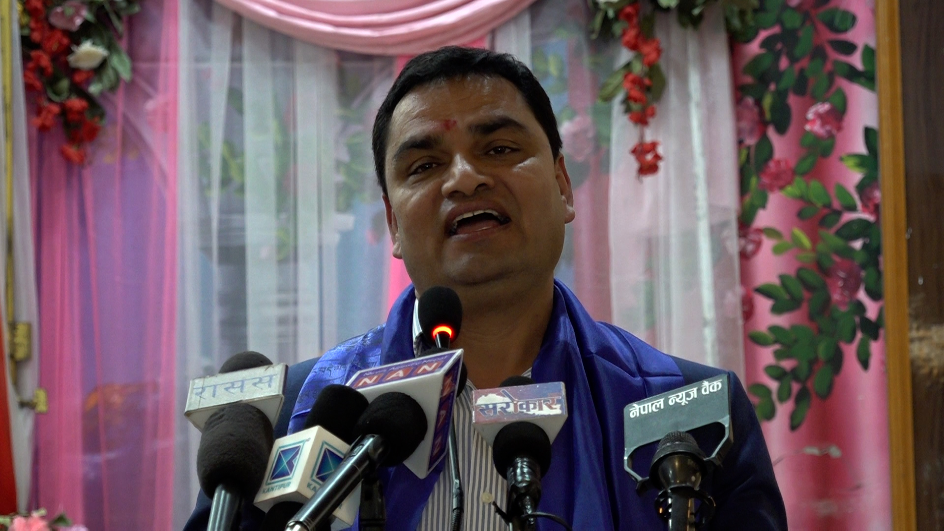 कम्युनिष्टहरुले कांग्रेसको विचार आत्मासाथ गरिरहेका छन् : मन्त्री पौडेल